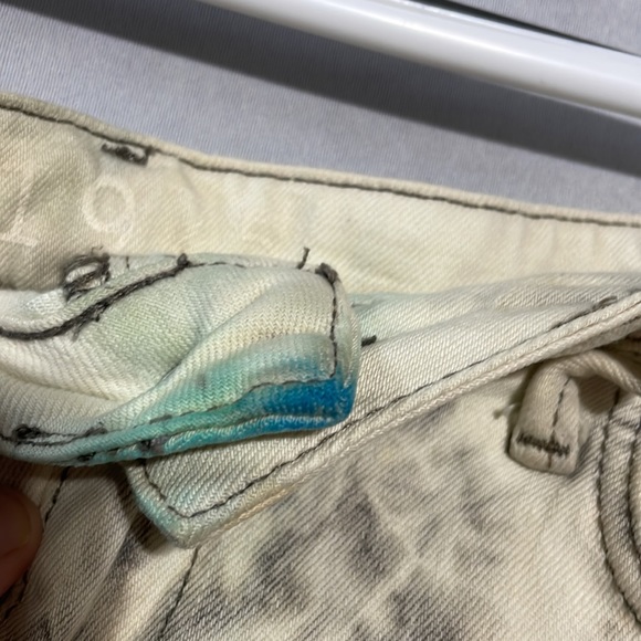 Zara Bleached Jeans - Picture 7 of 8